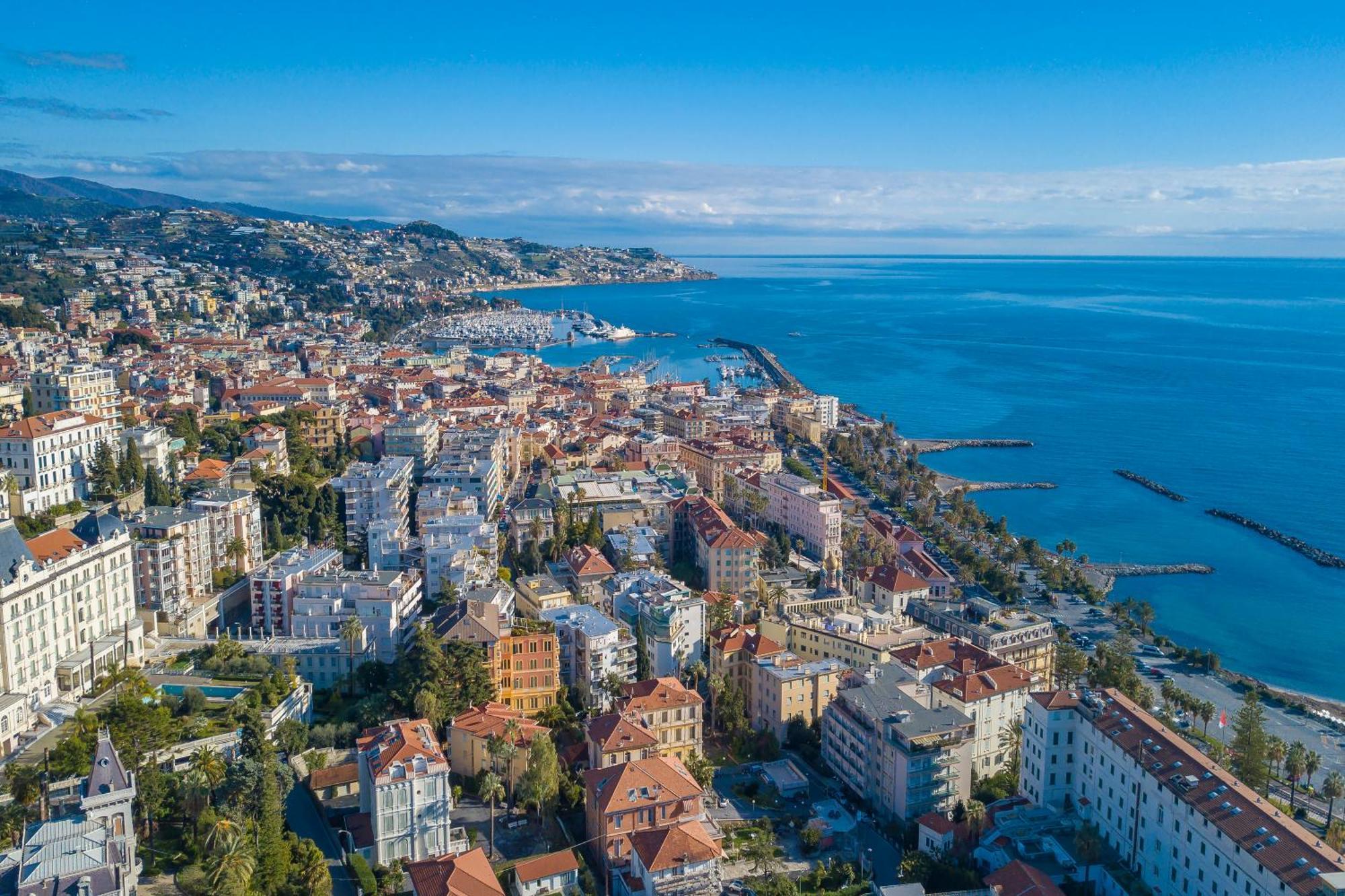 Heroes Apartment Sanremo Centro - Happy Rentals Exteriör bild